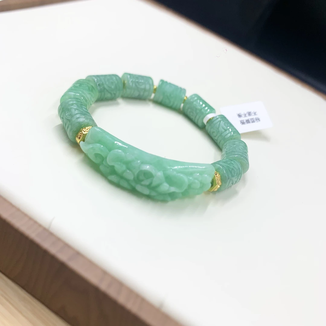 天然A货缅甸翡翠花开富贵手牌回纹桶珠手串女款