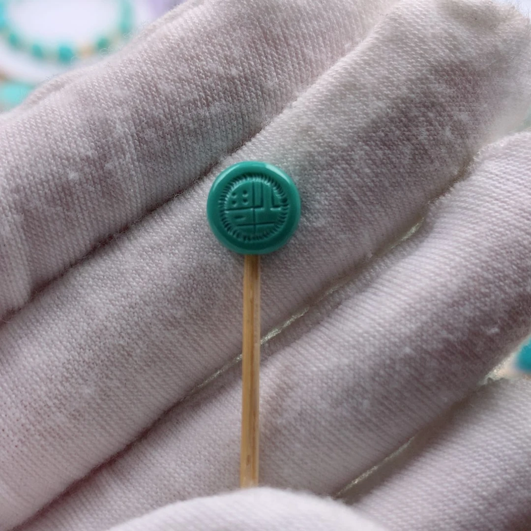 绿松石配饰未镶嵌