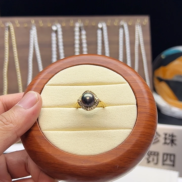 钛钢颈饰淡水珍珠