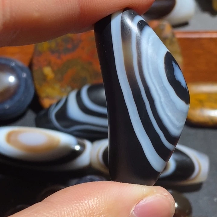 玛瑙/玉髓未镶嵌颈饰