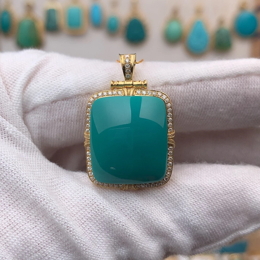 绿松石珠宝奇石18K金镶嵌