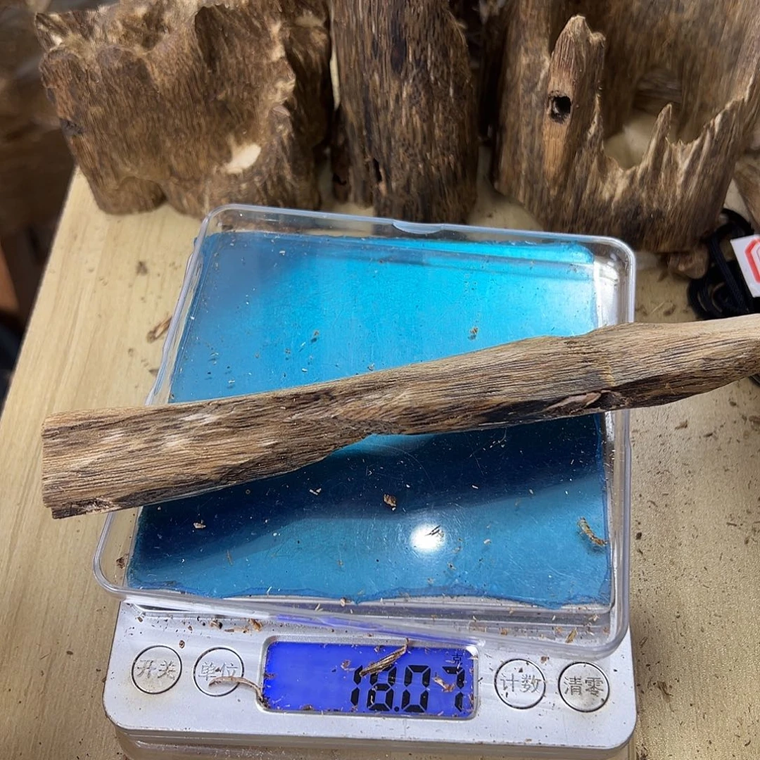 香料绿奇楠虫漏18克