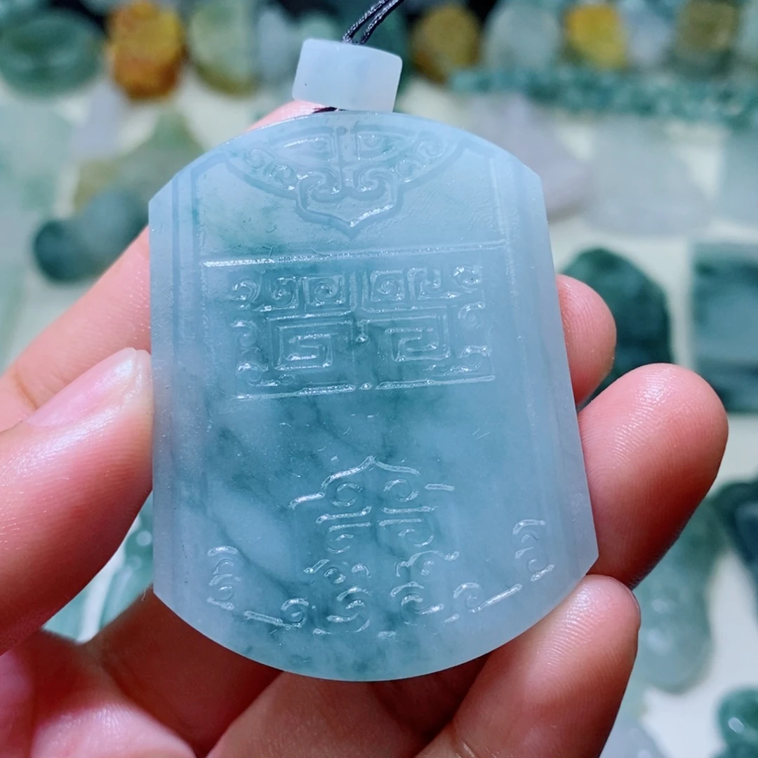 未镶嵌定制翡翠毛货抛光