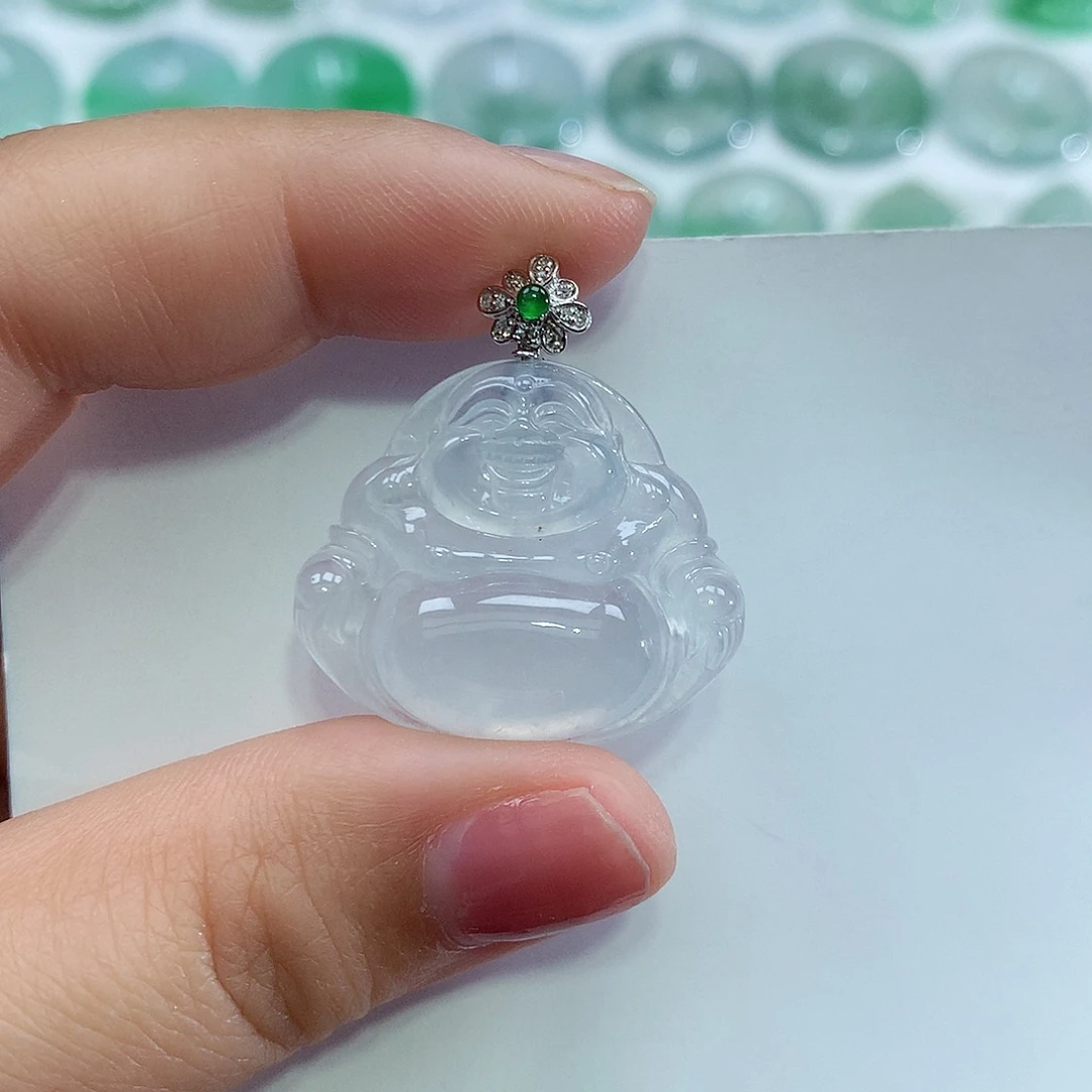 翡翠18K金镶嵌颈饰佛公