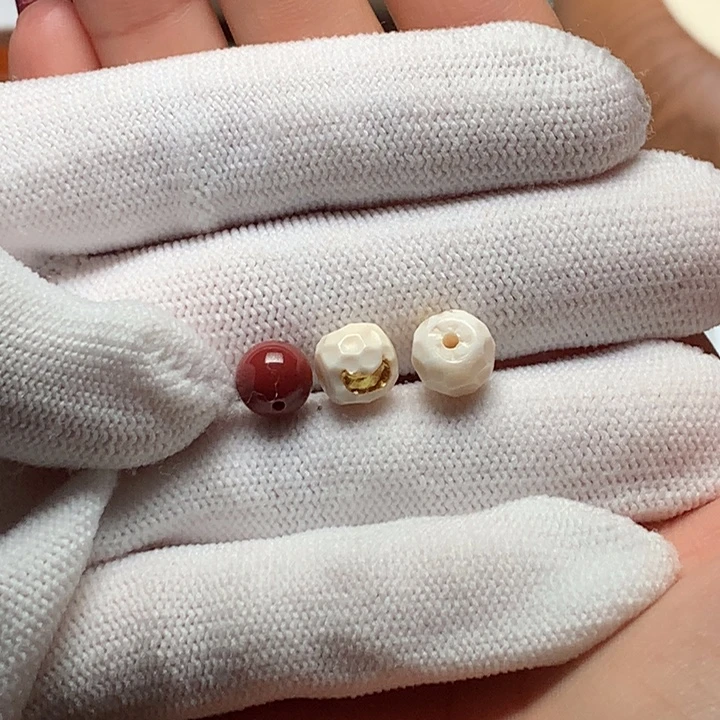 未镶嵌南红玛瑙珠宝奇石