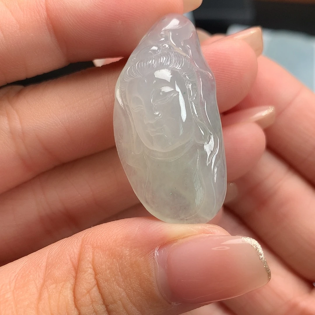 颈饰未镶嵌翡翠观音