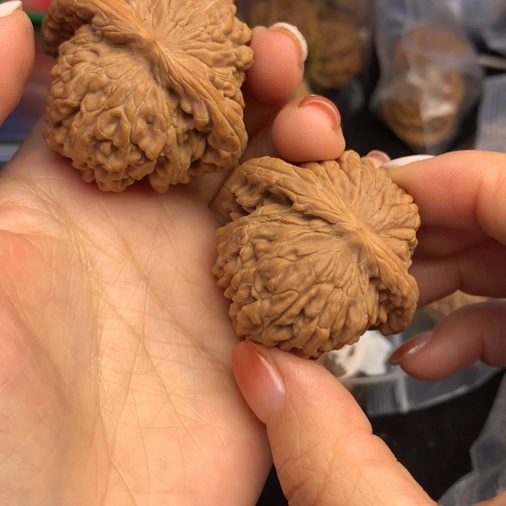 文玩核桃吊坠四座楼