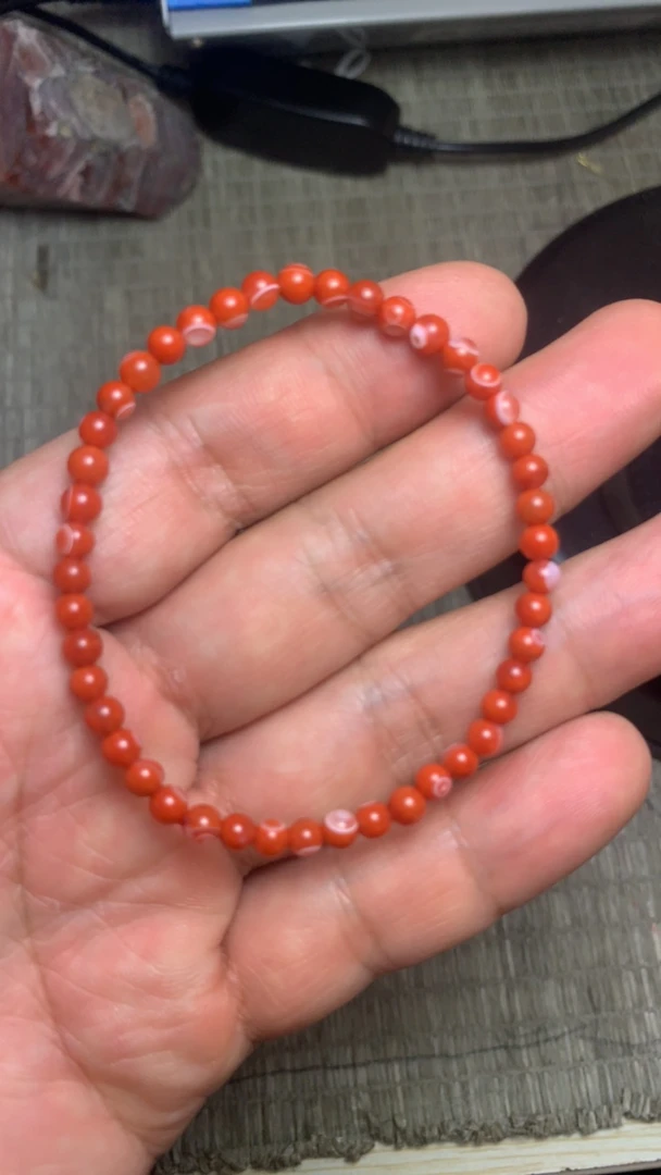 天然原矿南红4mm天眼单圈手串