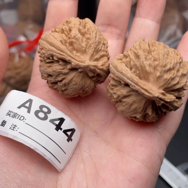 文玩核桃吊坠核桃