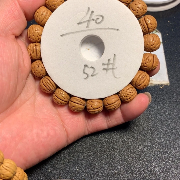 吊坠桃核52号健健康康了