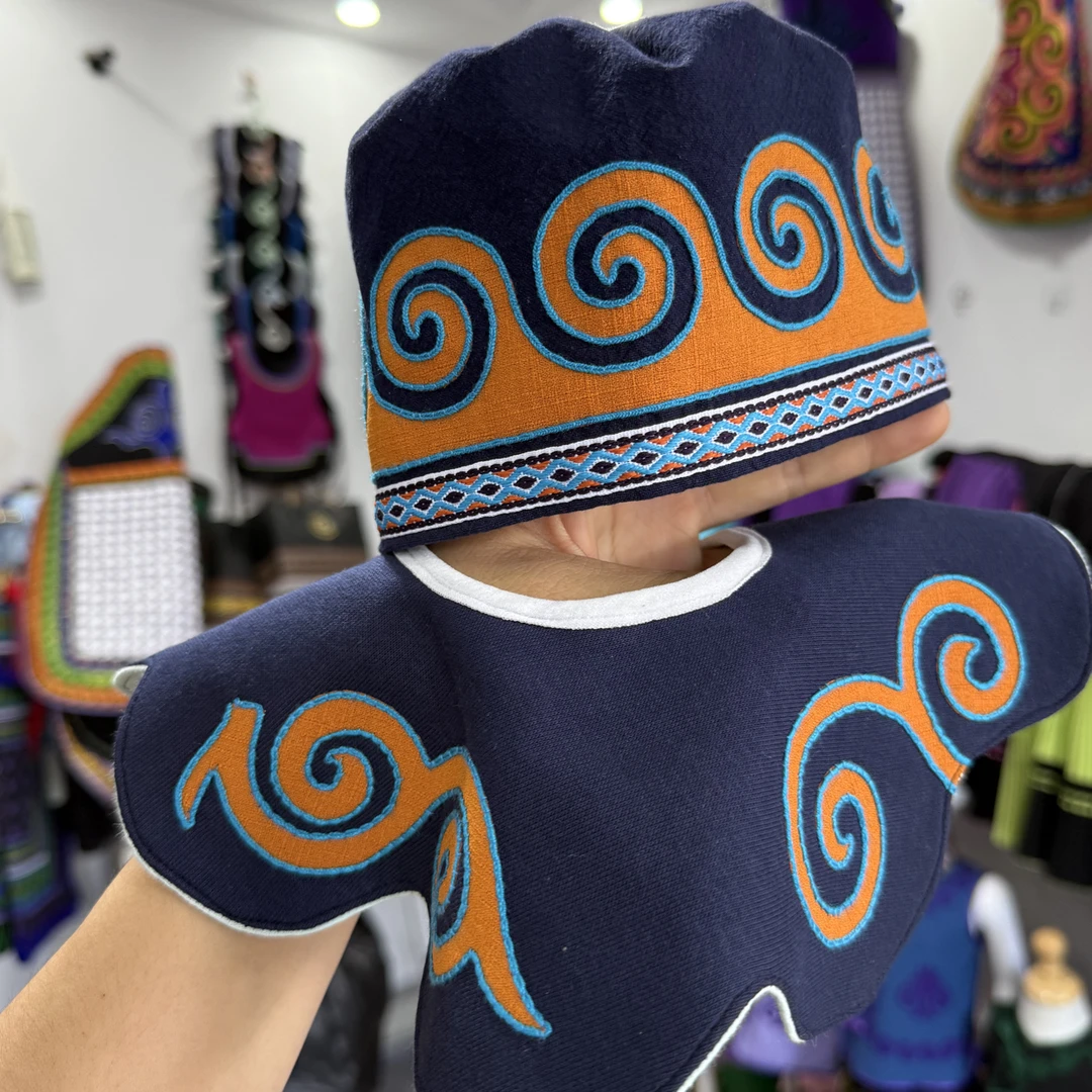 彝族风婴幼儿帽子