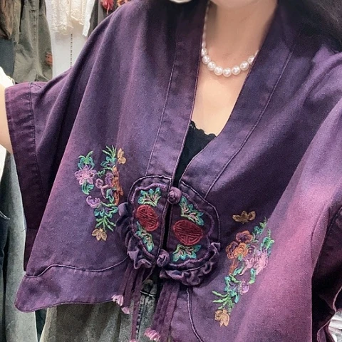 招财猫牛仔斗篷紫色
