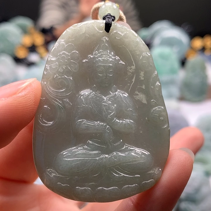 翡翠未镶嵌颈饰观音福利