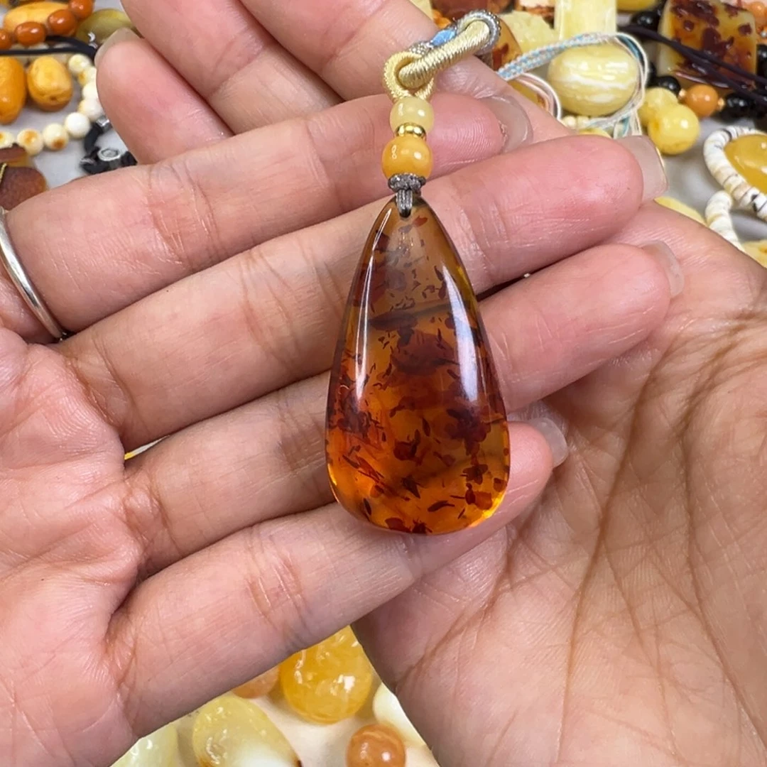 琥珀颈饰未镶嵌蜜蜡