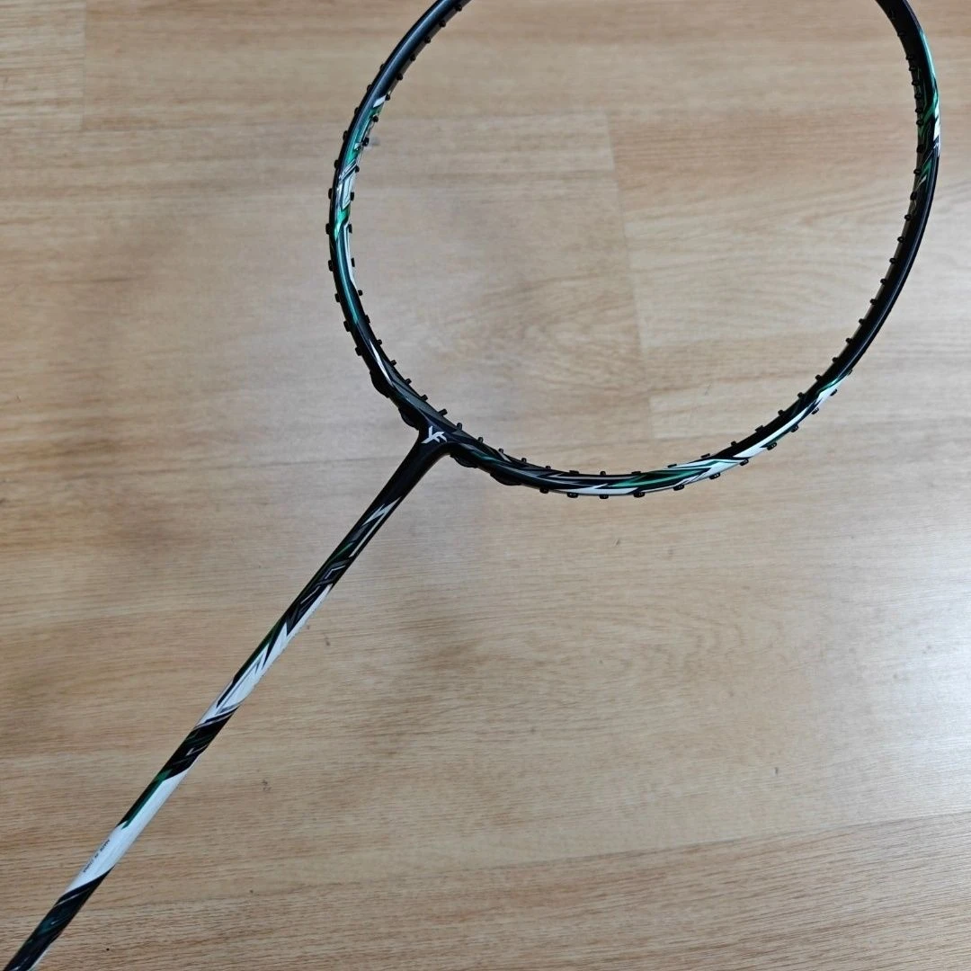 YANGFEI杨飞羽毛球拍 银槲之刃 槲寄生轻量型进攻拍