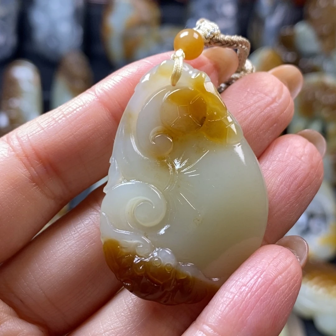 和田玉未镶嵌挂件