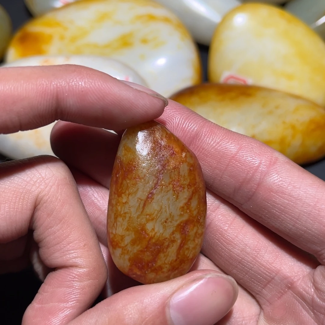 和田玉未镶嵌珠宝奇石