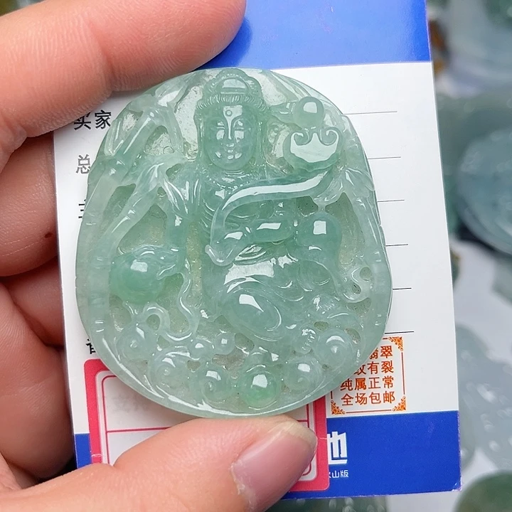 翡翠颈饰未镶嵌观音