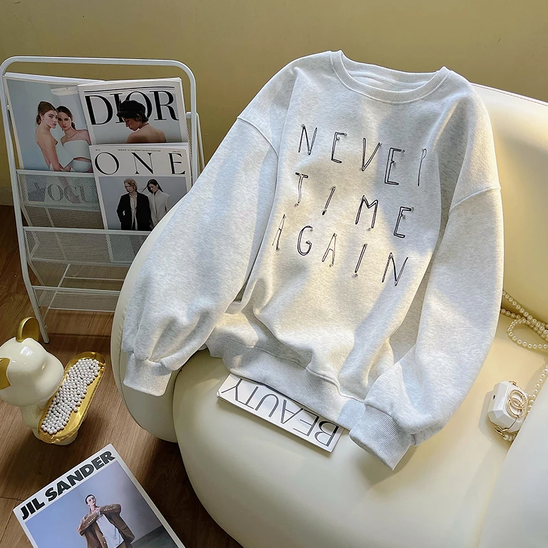 慵懒风镶钻字母设计感小众休闲套头卫衣女秋冬时尚小个子加厚上衣