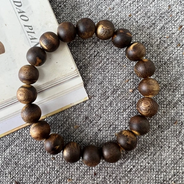 沉香【虎斑紫棋】SKSHZ沉香奇楠圆珠1.0单圈多样性发货一条