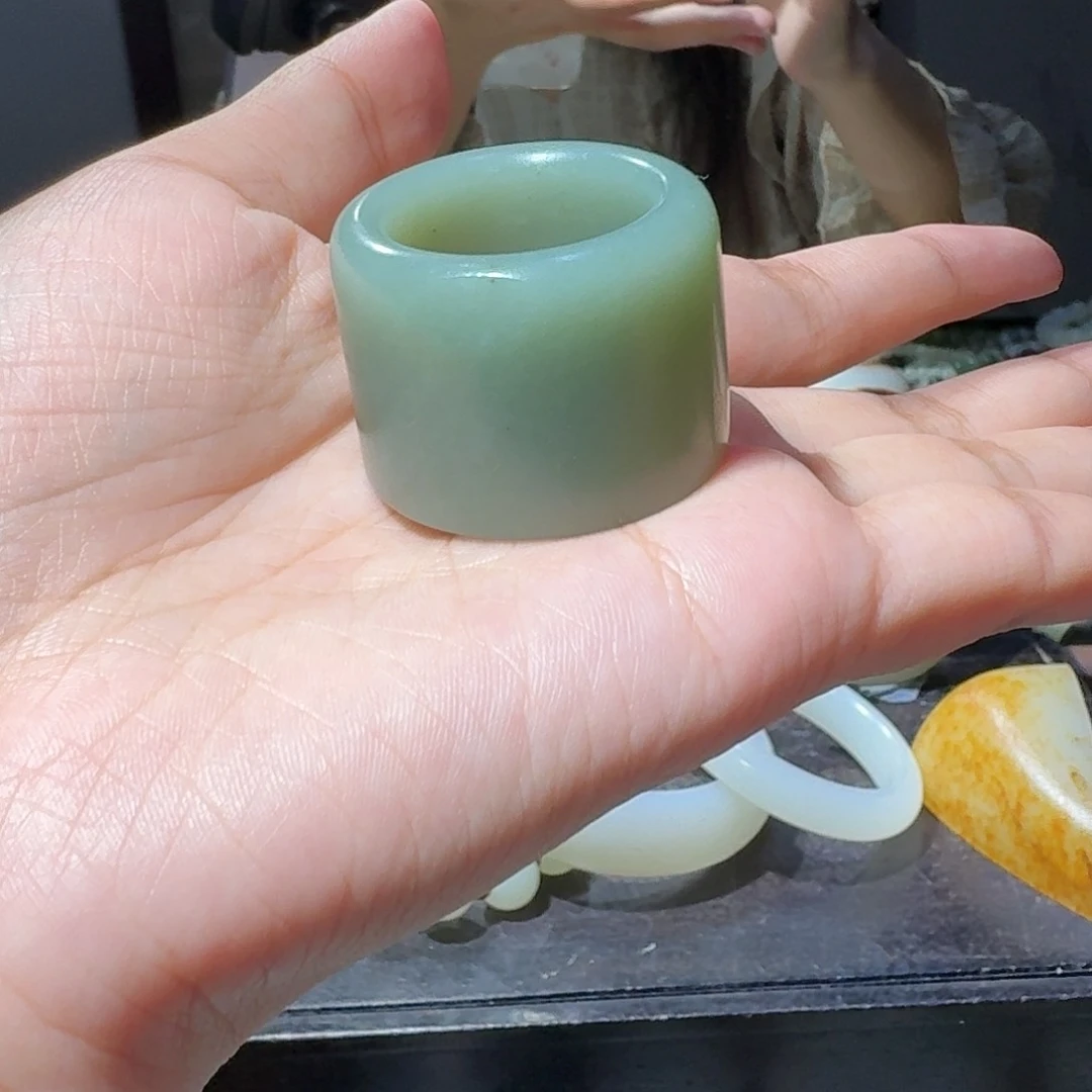 和田玉戒指未镶嵌战**我