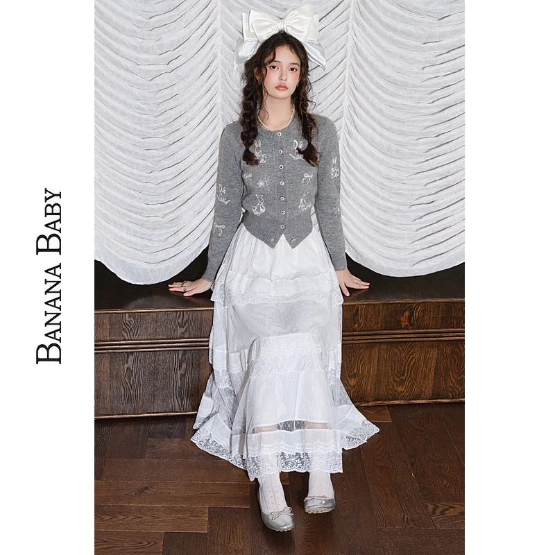 BANANA BABY2025年秋新款少女感刺绣针织衫减龄针织开衫D2F3MY506