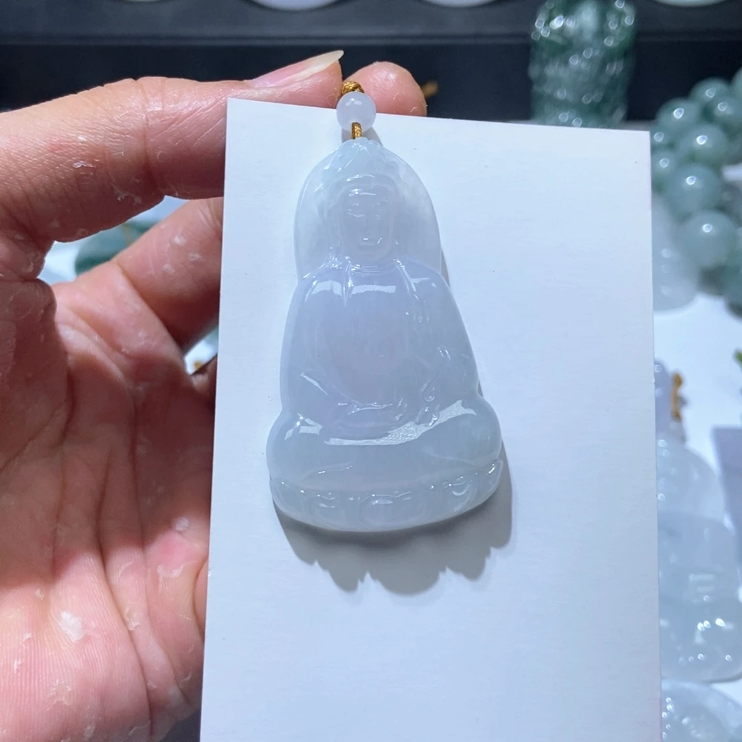 翡翠未镶嵌颈饰素衣观音