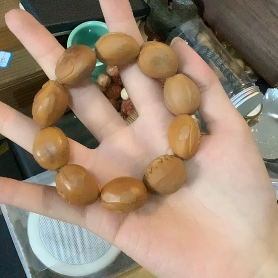 基哥日瓷中古百货