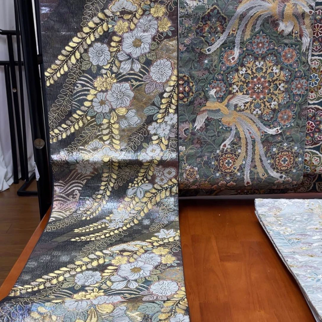 织绣彩金织什花纹