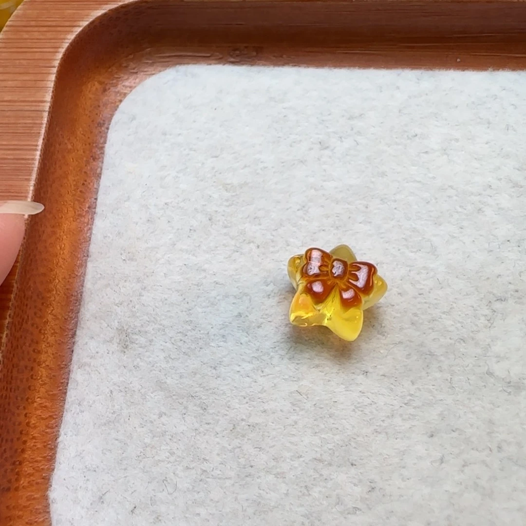 琥珀未镶嵌珠宝奇石定制