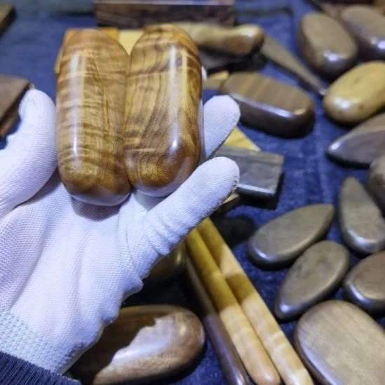 城***︾文玩核桃吊坠直播间链接一物一拍