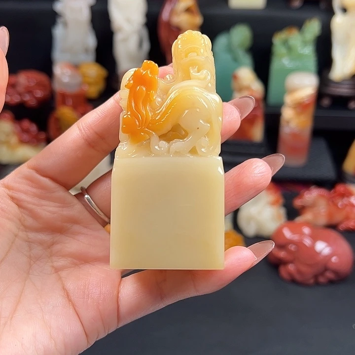 寿山石老性芙蓉石