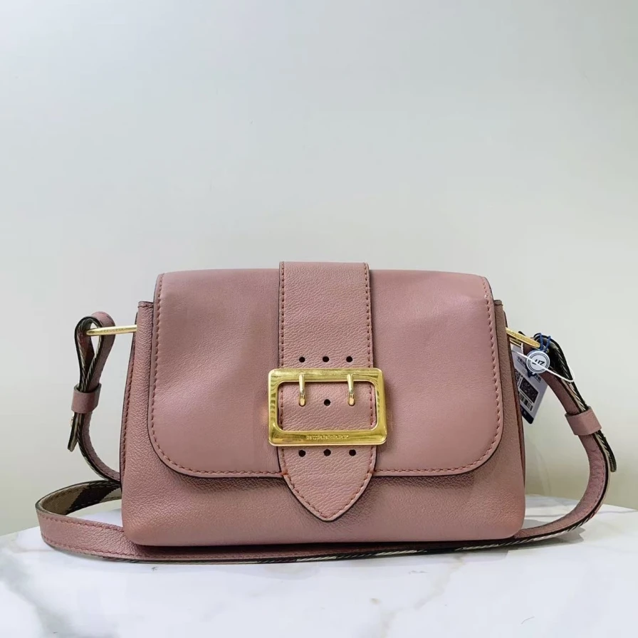 95新 BURBERRY/博柏利 粉色斜挎包 1391 2167