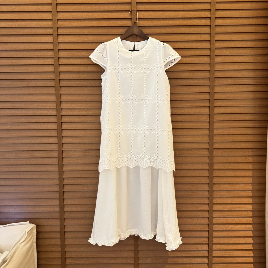 【阿柒服饰】飞飞袖白色连衣裙2025夏季新款女装欧货设计感拼接长裙