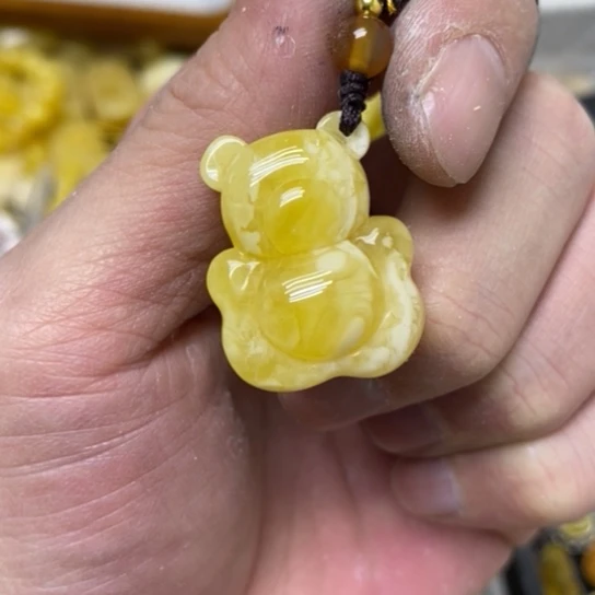 蜜蜡裸石未镶嵌吊坠