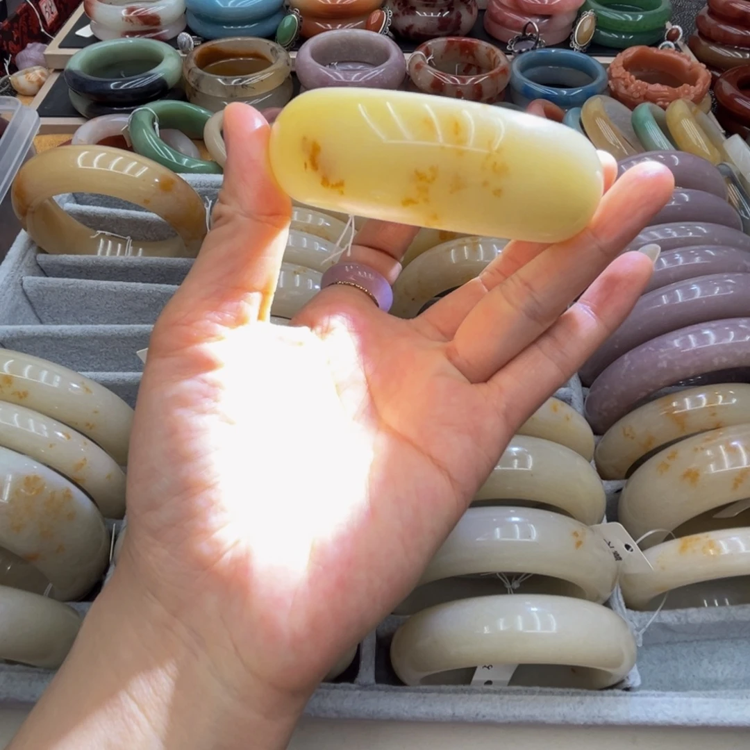 石英质玉未镶嵌圈口54