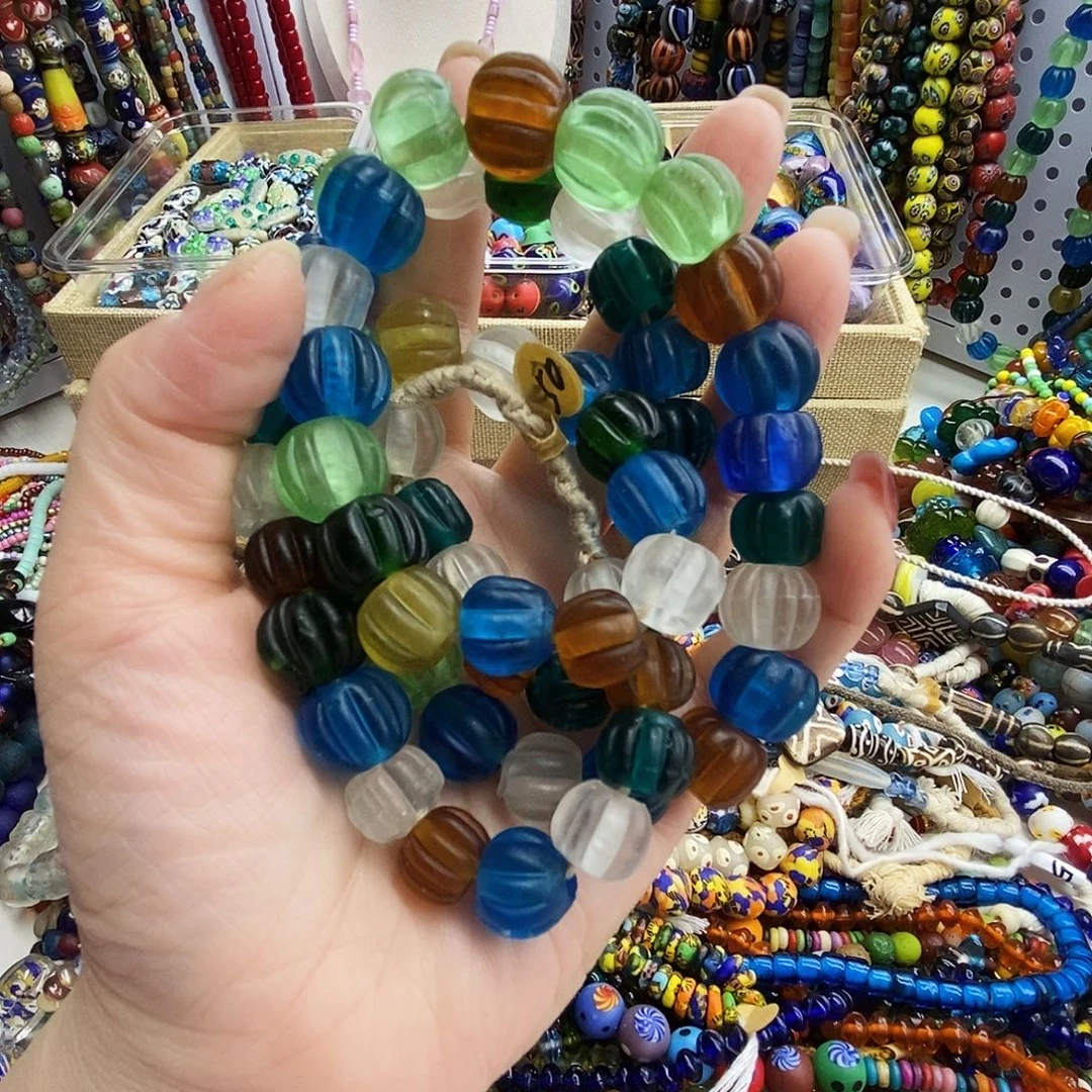 琉璃颈饰尼泊尔多宝色瓜，0105