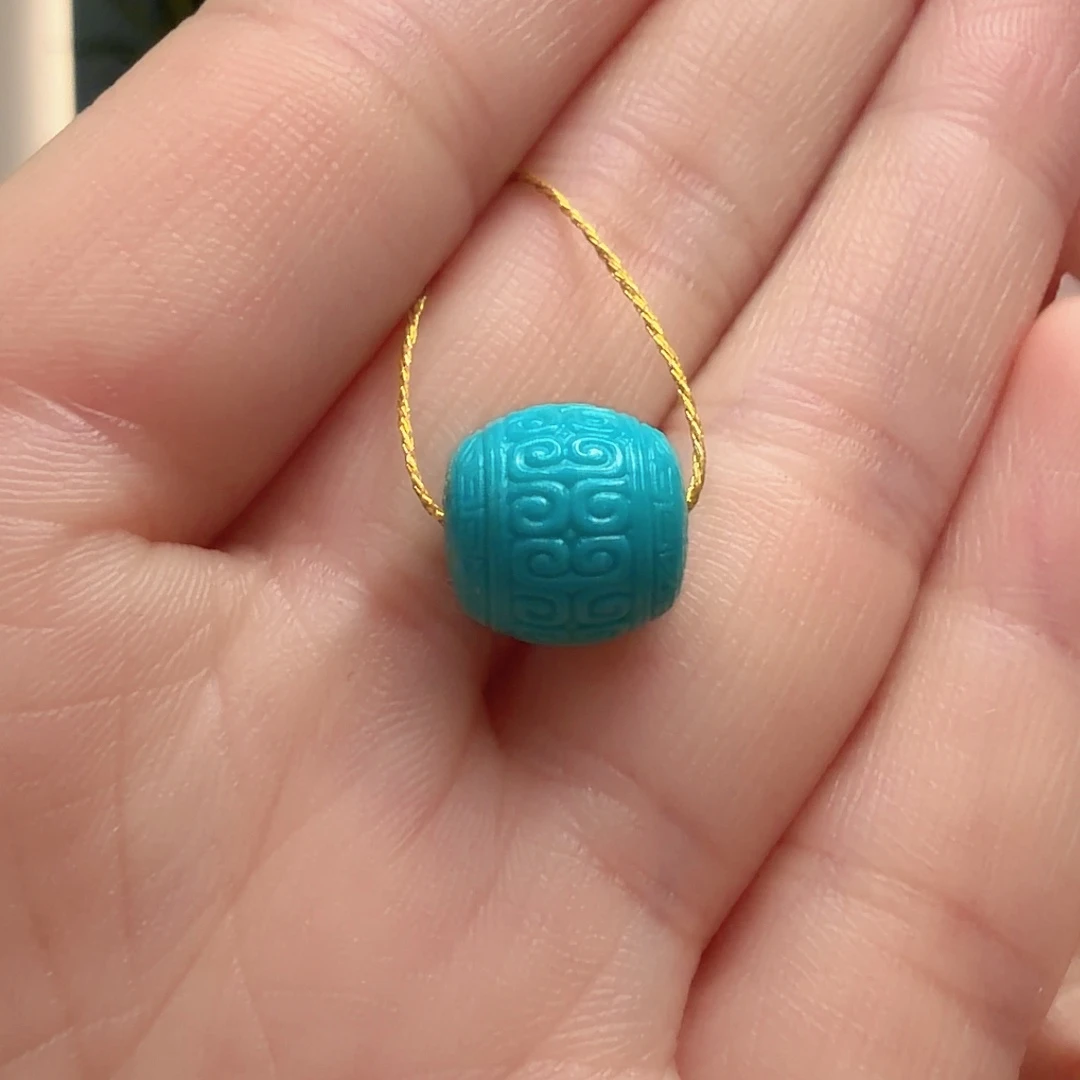 绿松石未镶嵌颈饰