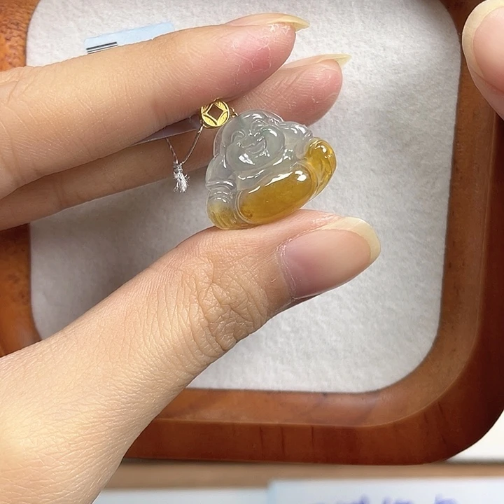翡翠18K金镶嵌颈饰天然翡翠佛公