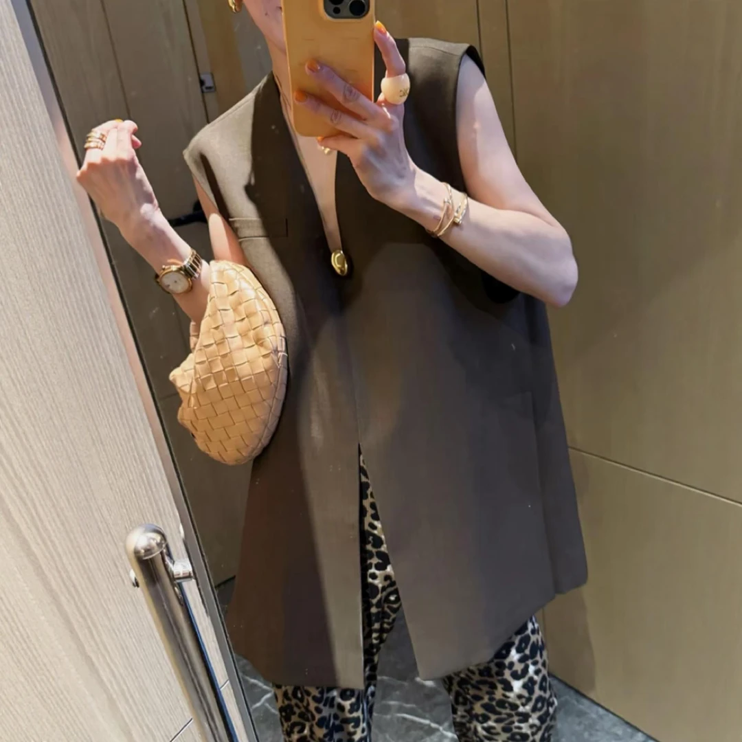2025春秋季新款女士欧货洋气V领西装马甲中长款无袖马夹背心外套