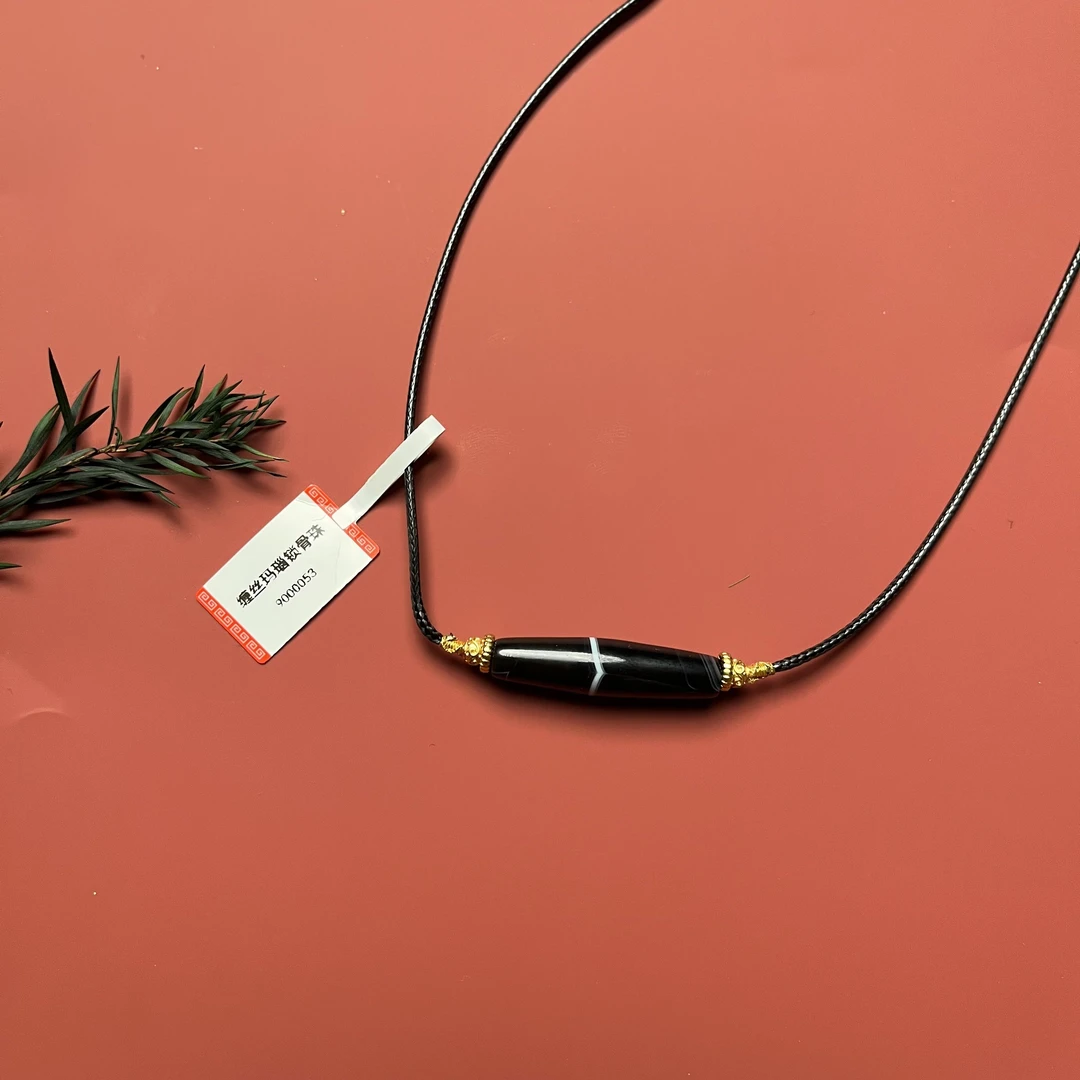 清代 缠丝玛瑙锁骨珠 脖挂  9053