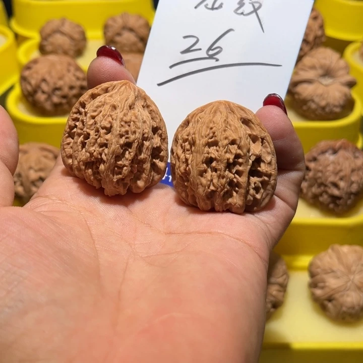 桃核吊坠密纹福利