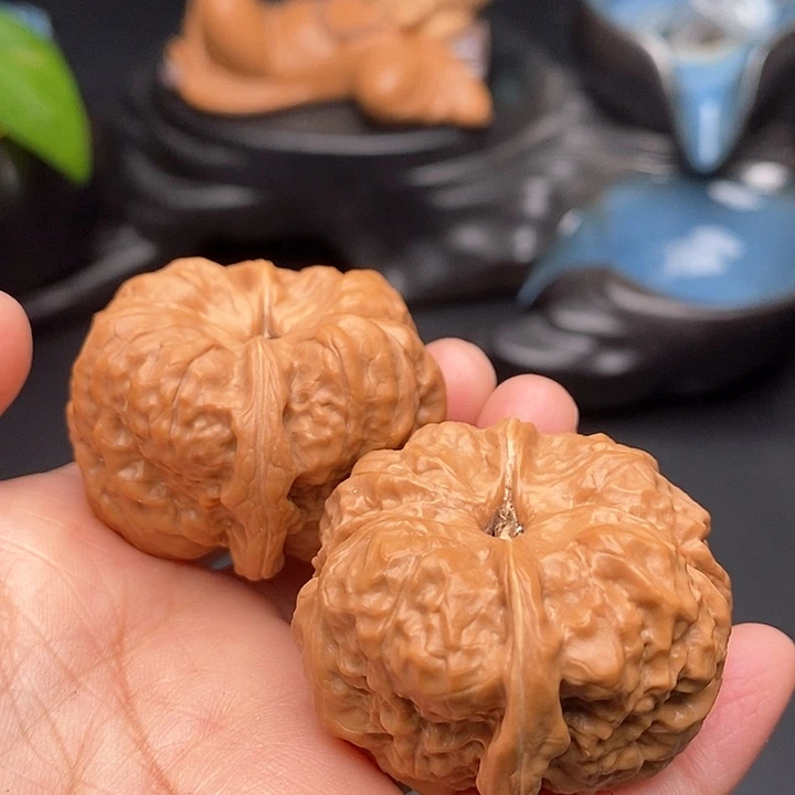 文玩核桃把件凹底蛙