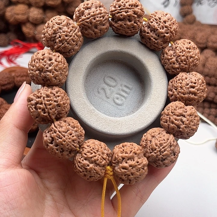 金刚菩提手串爆肉方墩24