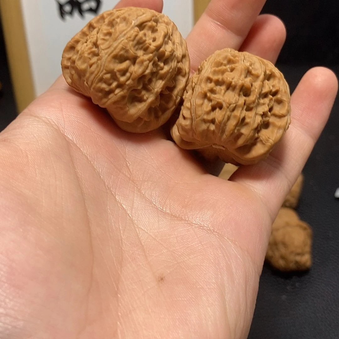 文玩核桃把件吃****！蛤蟆