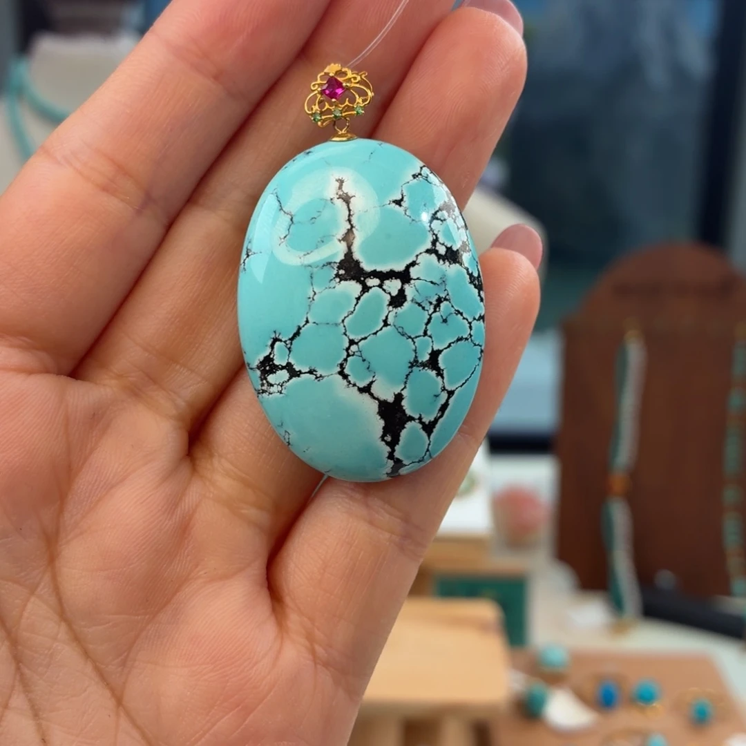 绿松石18K金镶嵌颈饰