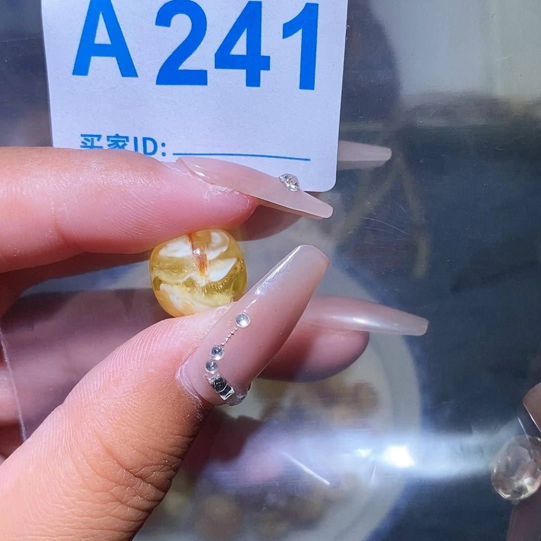 琥珀珠宝奇石未镶嵌琥珀