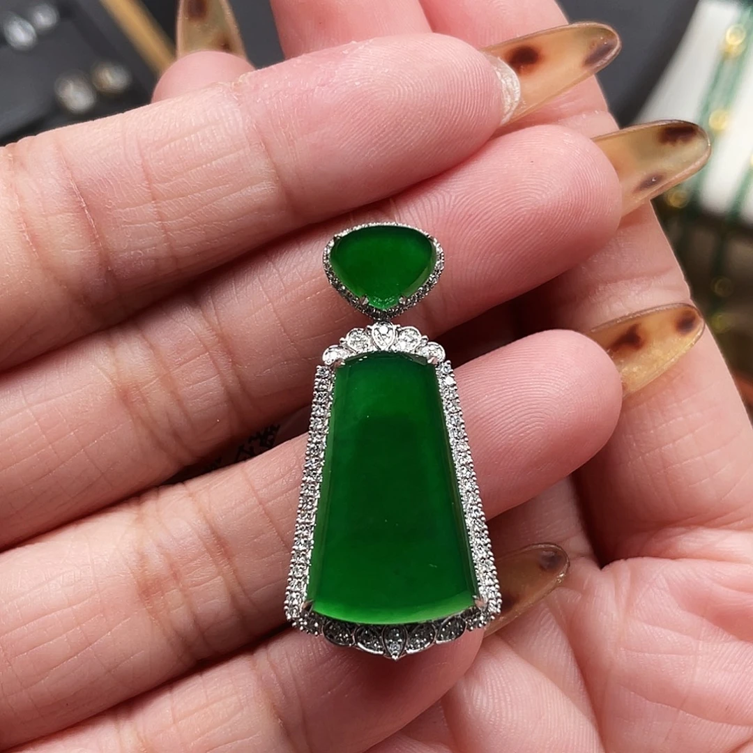 翡翠18K金镶嵌吊坠(不含链)
