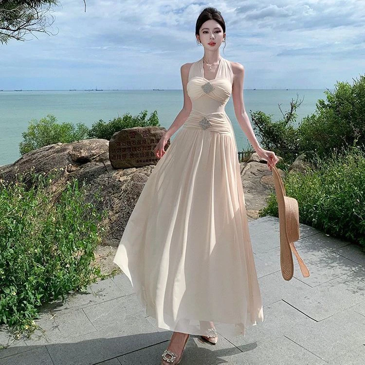 挂脖式吊带显身材连衣裙性感露背仙女裙波西米亚西双版纳度假长裙