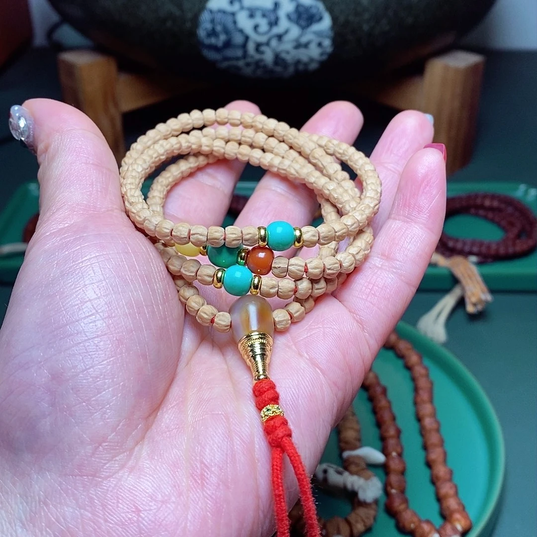 柏香籽/百香籽吊坠199